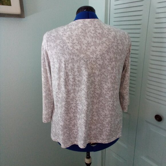 ARIA COLLECTION 2X 2-PIECE SET GREY FLORAL LACE RIBBON BOW BUTTONS 3/4 SLEEVES - Picture 4 of 13